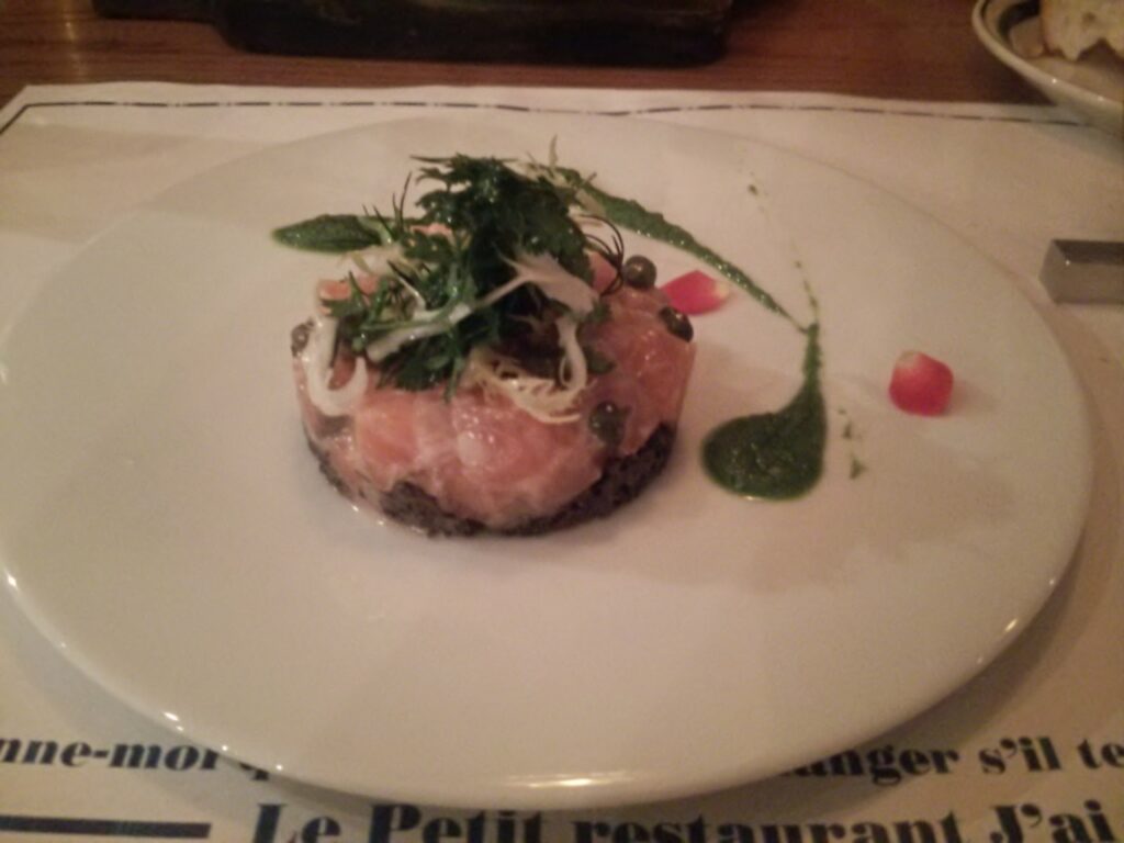 料理に影が入っていませんか?